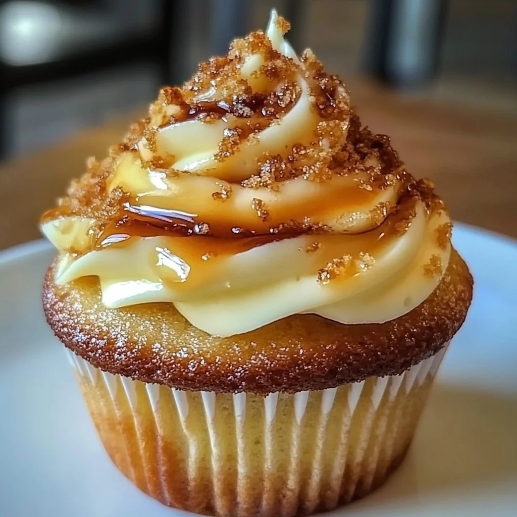 Vanilla Bean Crème Brûlée Cheesecake Cupcakes
