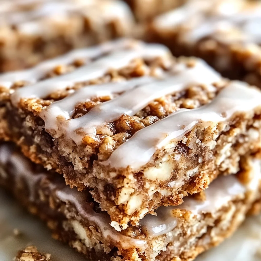 Cinnamon Roll Oatmeal Bars