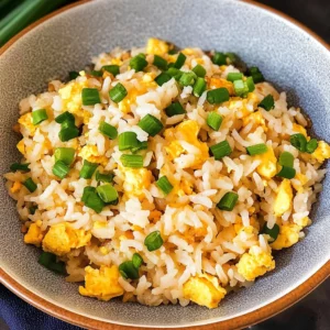 10 min. Easy Egg Fried Rice (only 6 ingredients!)